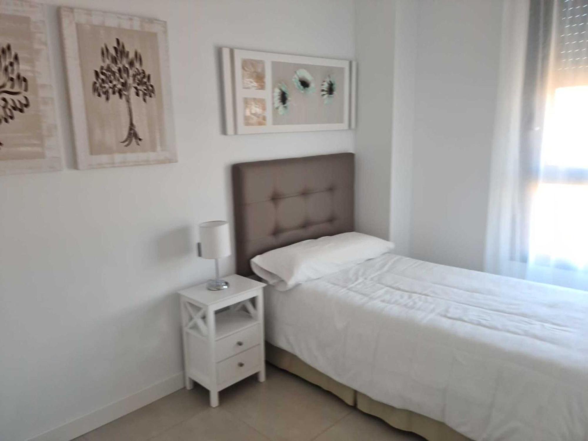 Apartamento De 3 Dormitorios Piscina Y Parking Calp Exterior foto